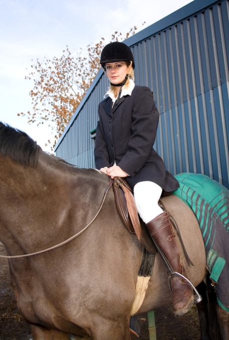 Frauen In Stiefel Bilder